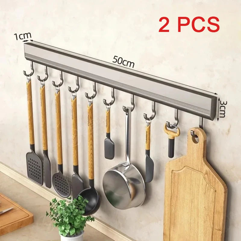 Wandmontierter Küchenutensilienhalter mit Haken